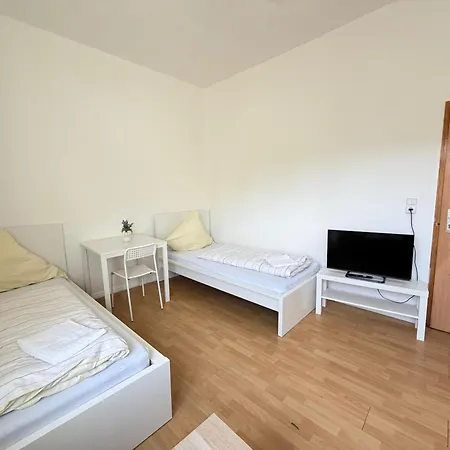 Fuer Firmen & Monteure Neumünster